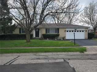 600 Ellsworth Dr, Dayton, OH 45426