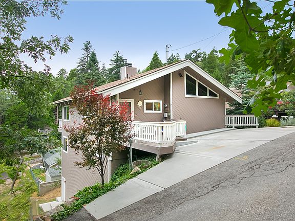 2nd image of 26551 Valley View Dr