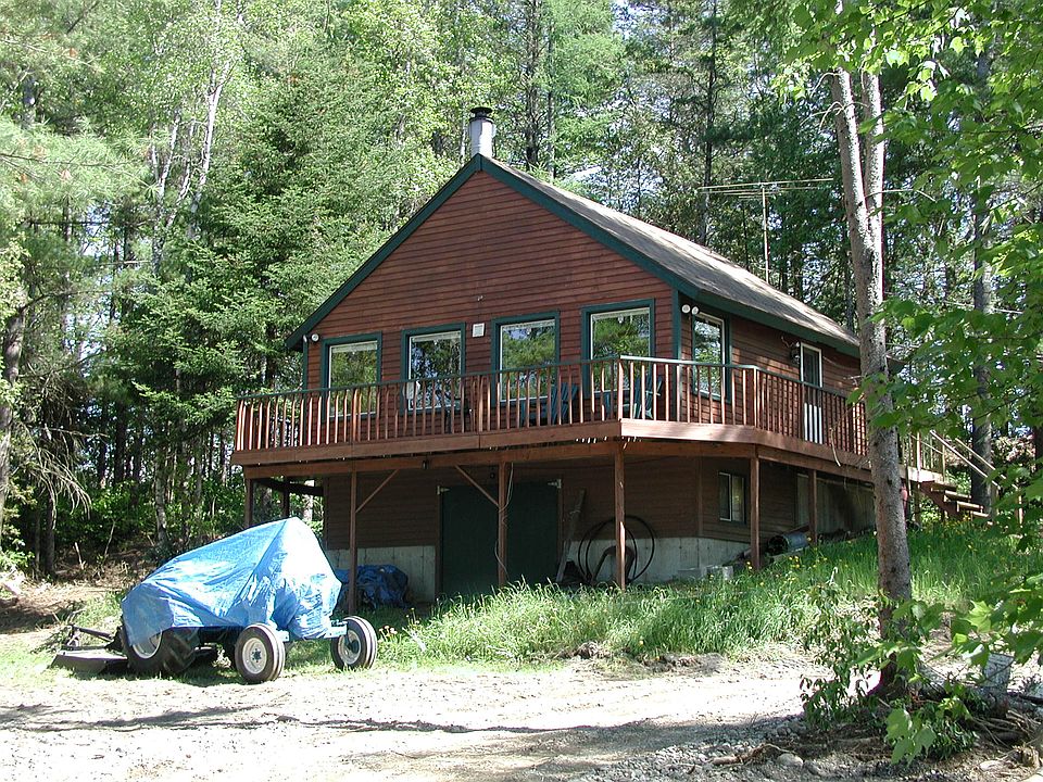House with walk out basement