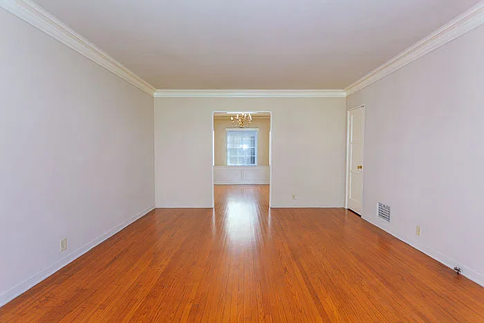 220-230 Oakland Ave Apartments — Photo 4