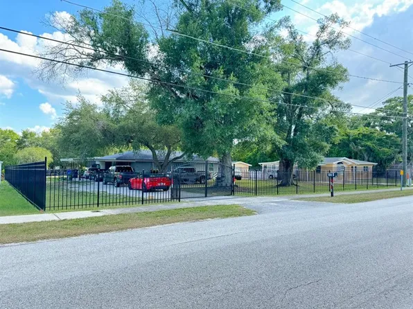203 E Jersey Ave, Brandon, FL 33510