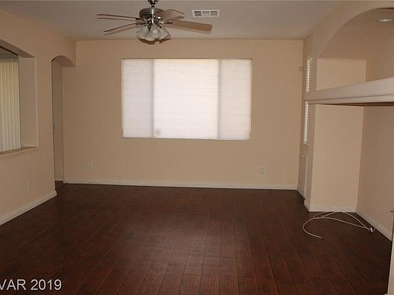 3rd image of 11432 Parkersburg Ave