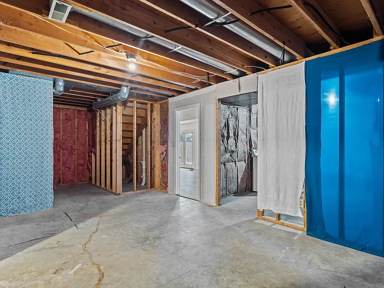 2601 Hillshire Dr — Photo 39