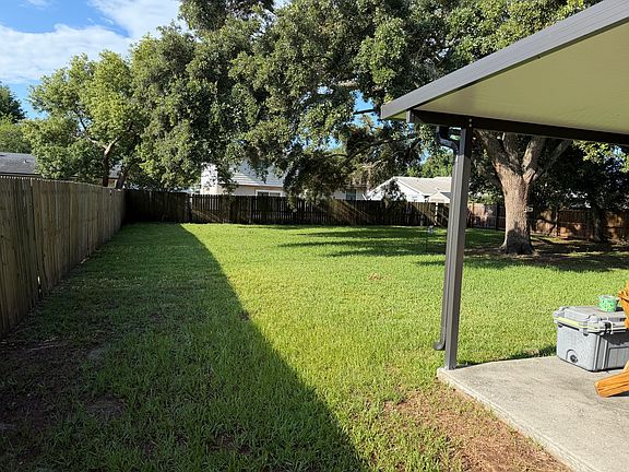 2nd image of 2208 SW Avenue B #1