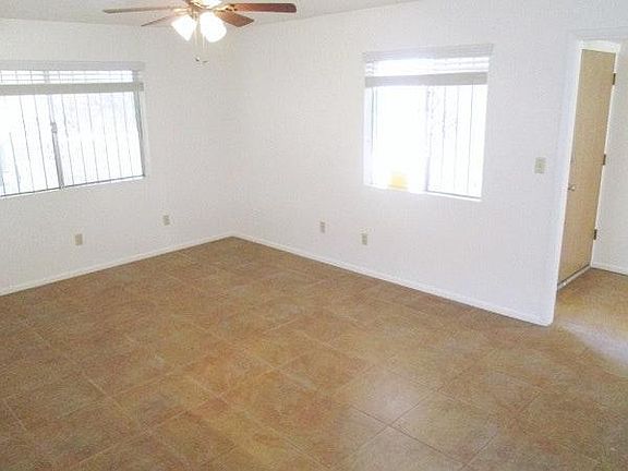 Large Family Room Off Kitchen
