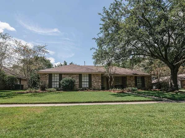 1113 Stoneliegh Dr, Baton Rouge, LA 70808