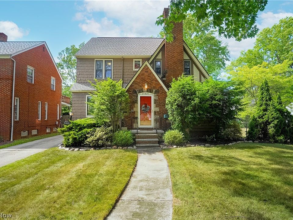 1st image of 21621 Lake Shore Blvd