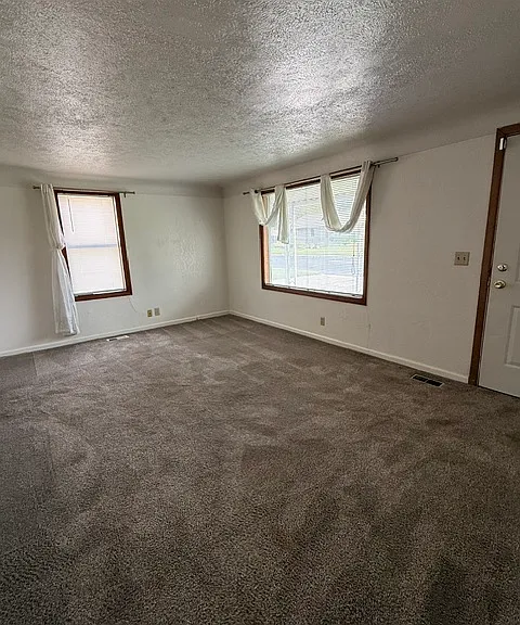 4232 W Wellesley Ave — Photo 3
