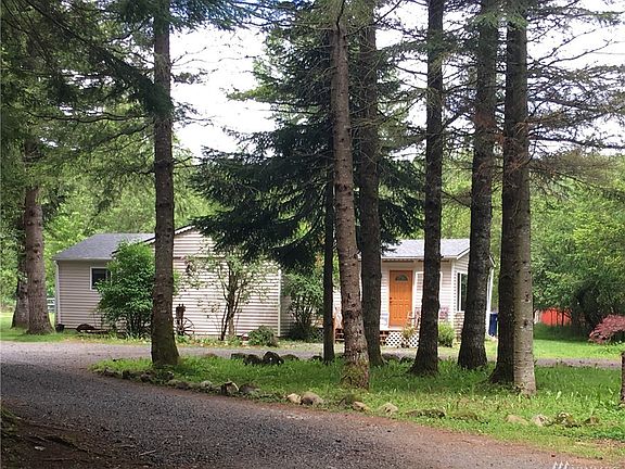 2nd image of 37219 W Lake Walker Dr SE