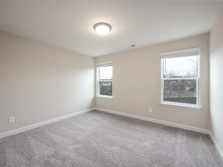4409 Chusto Dr — Photo 22