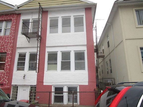 2nd image of 3022 Brighton 8th Street