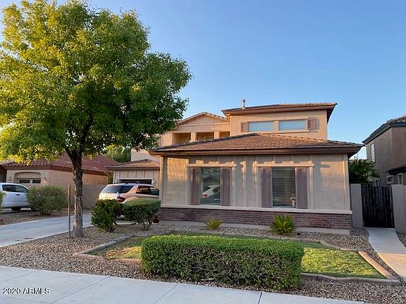 2nd image of 15581 W Montecito Ave