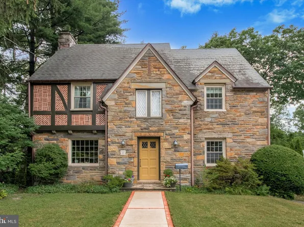 534 Brookview Ln, Havertown, PA 19083