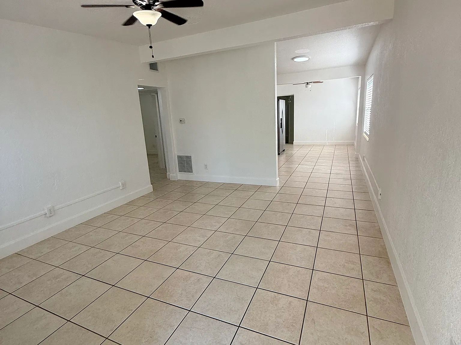 3 bed, 1500 sqft, $2,300 — Photo 3