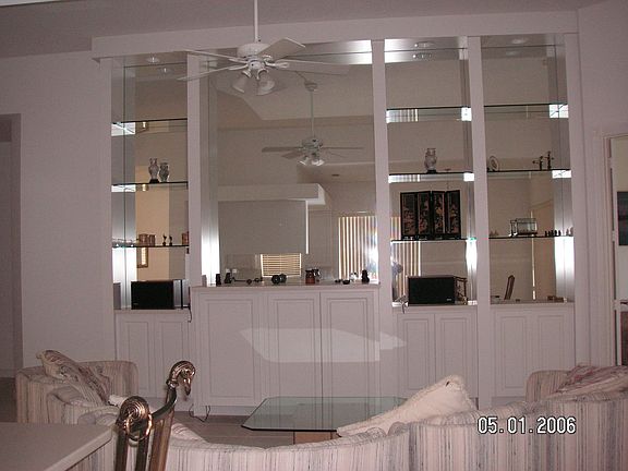 4th image of 8865 SE Retreat Dr