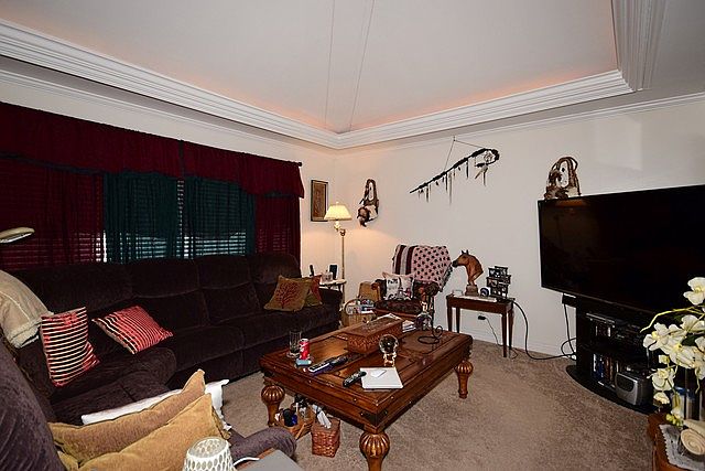 1st image of 119 W Chicago Ave