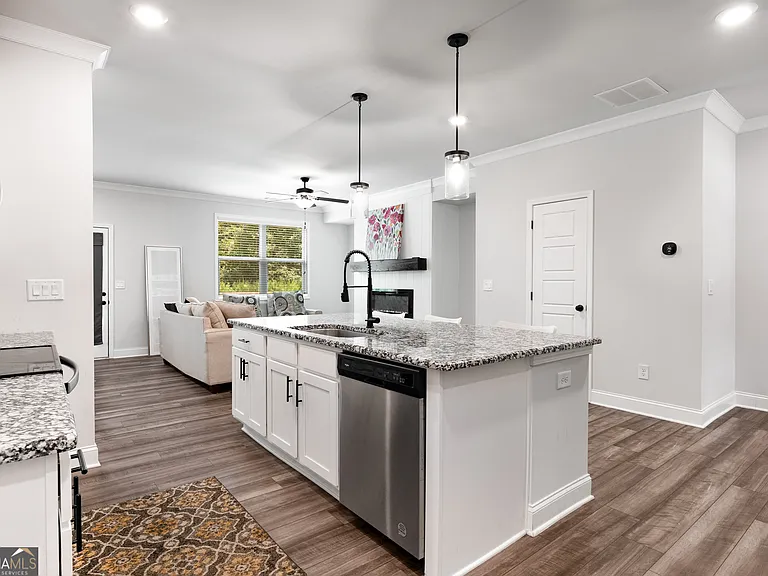 4635 Cypress Park Dr — Photo 7
