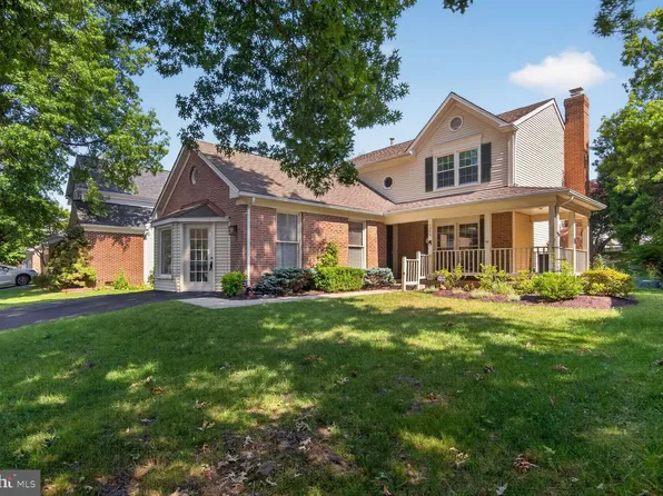 1206 Featherstone Ln NE, Leesburg, VA 20176