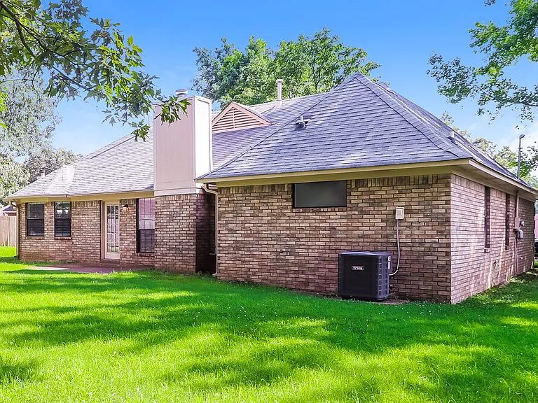 3926 Pecan Trace Cv — Photo 15