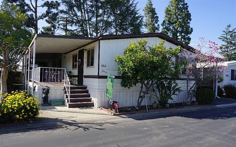 1st image of 2706 W Ashlan Ave Spc 260