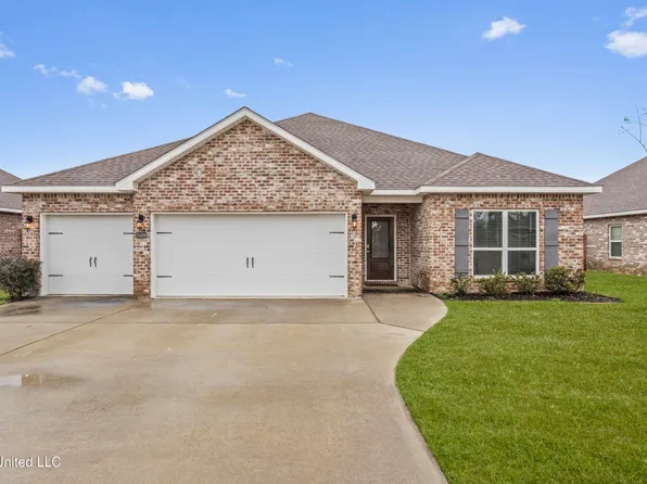 19498 Suwannee St, Biloxi, MS 39532