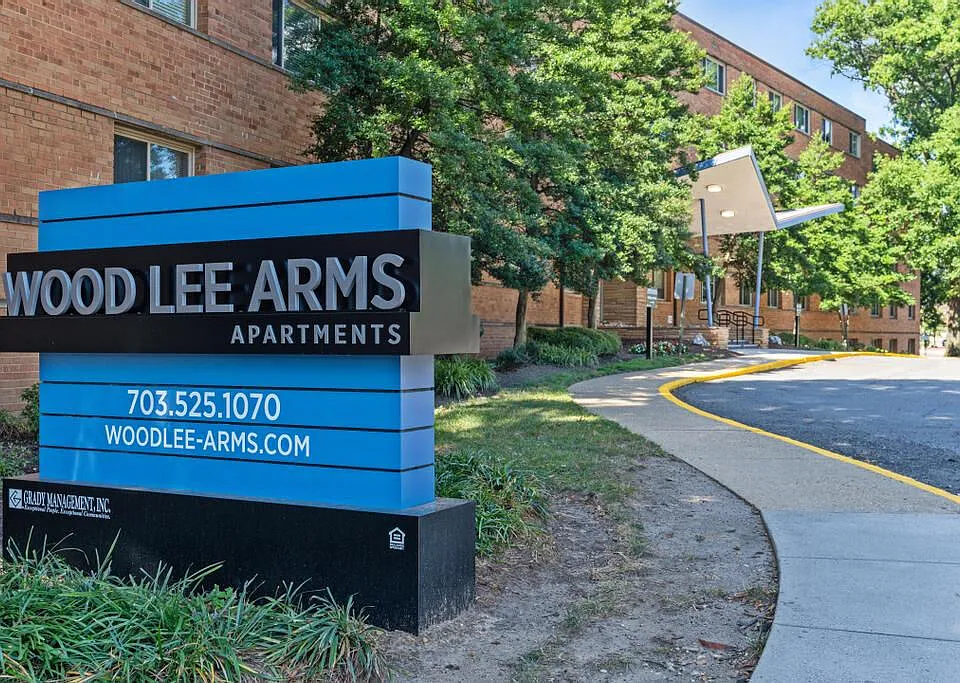 Wood Lee Arms