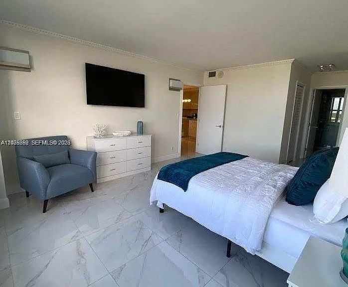 2500 Parkview Dr #1008 — Photo 18