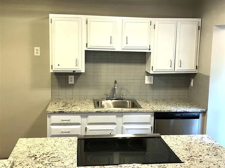 1790 Valley Ave #D — Photo 5