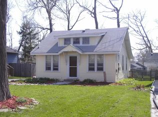 18633 W Old Gages Lake Rd, Grayslake, IL