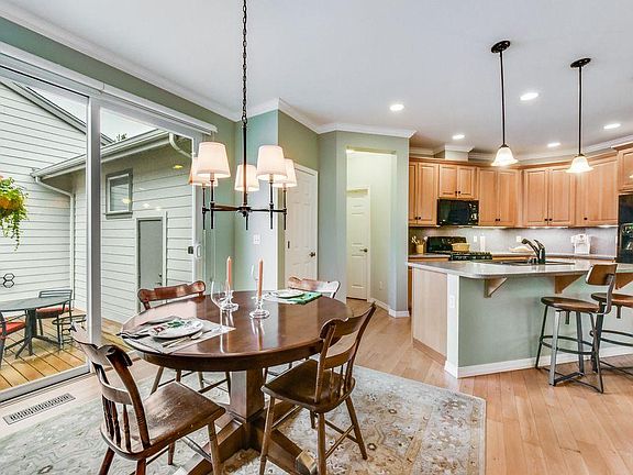 Dining Room & Kitchen