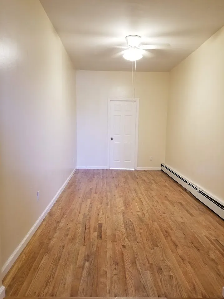1 bed, 600 sqft, $2,156 — Photo 2