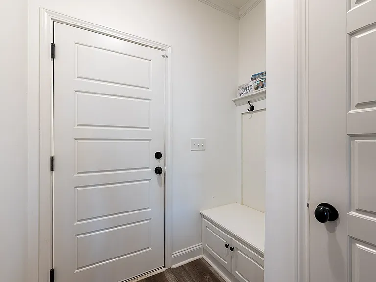 3198 Greymoor Cir — Photo 28