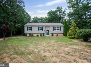 904 Strawberry Ave, Vineland, NJ 08360