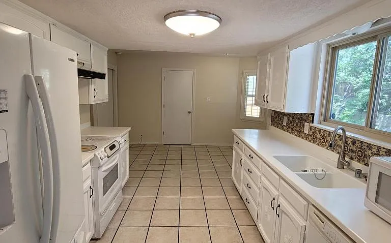 4108 Cibola Village Dr NE — Photo 15