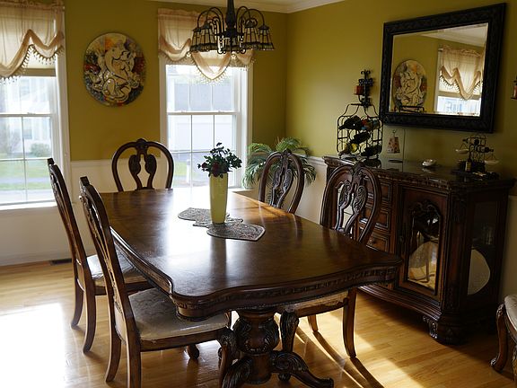 5th image of 81 Cherrywood Dr