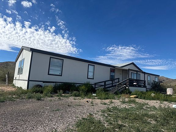 3rd image of 6797 N Parker Rd