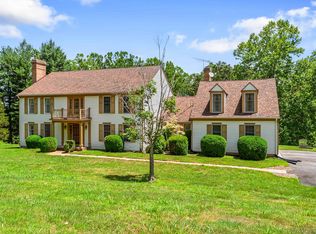 2232 Woodland Hills Dr, Blacksburg, VA