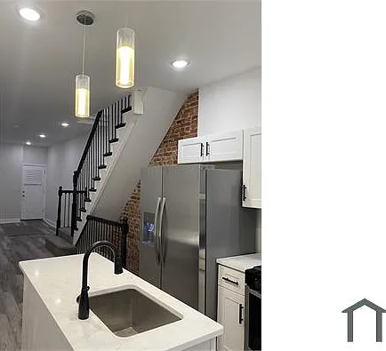 3 bed, 1014 sqft, $1,990 — Photo 2