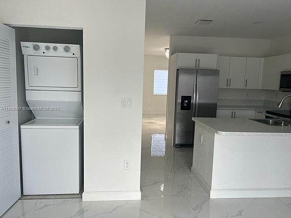 3rd image of 1226 NW 3rd Ln