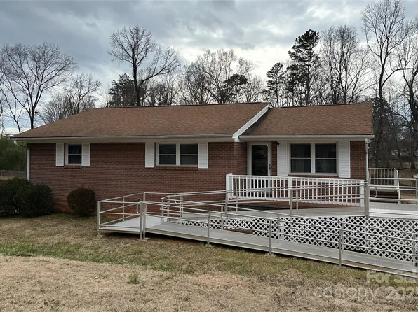 1215 S Myrtle School Rd, Gastonia, NC 28052