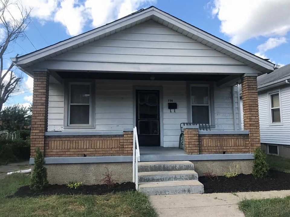 1st image of 750 Woodlawn Ave