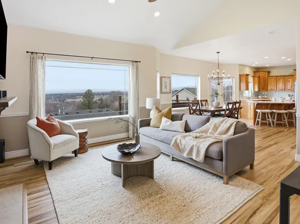 9483 N Avanyu Dr, Cedar Hills, UT 84062