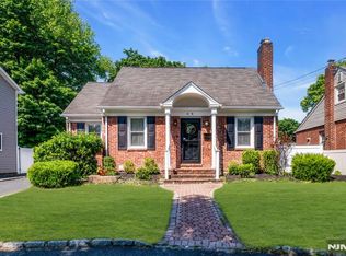 40 Merritt Ave, Dumont, NJ 07628