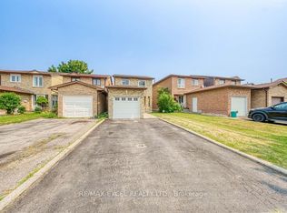 25 Barrington Cres, Markham, ON L3R 3H2
