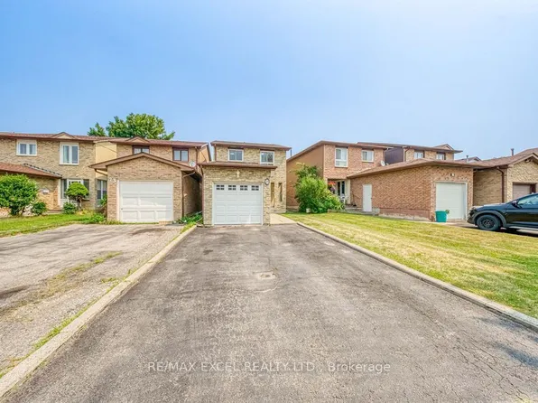25 Barrington Cres, Markham, ON L3R 3H2