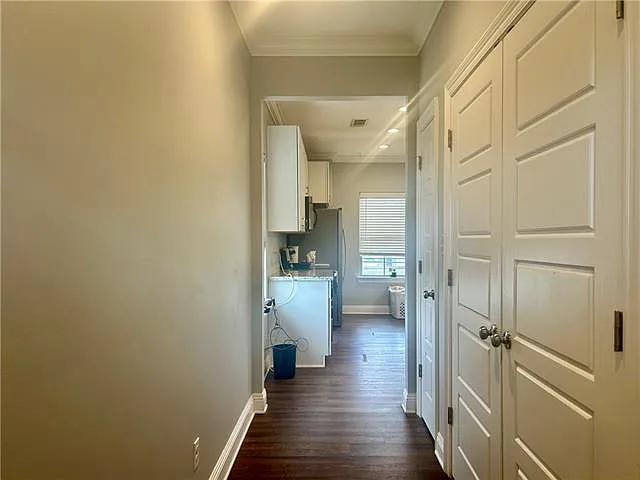 3 bed, 2.0 bath, 1360 sqft, $2,200 — Photo 3