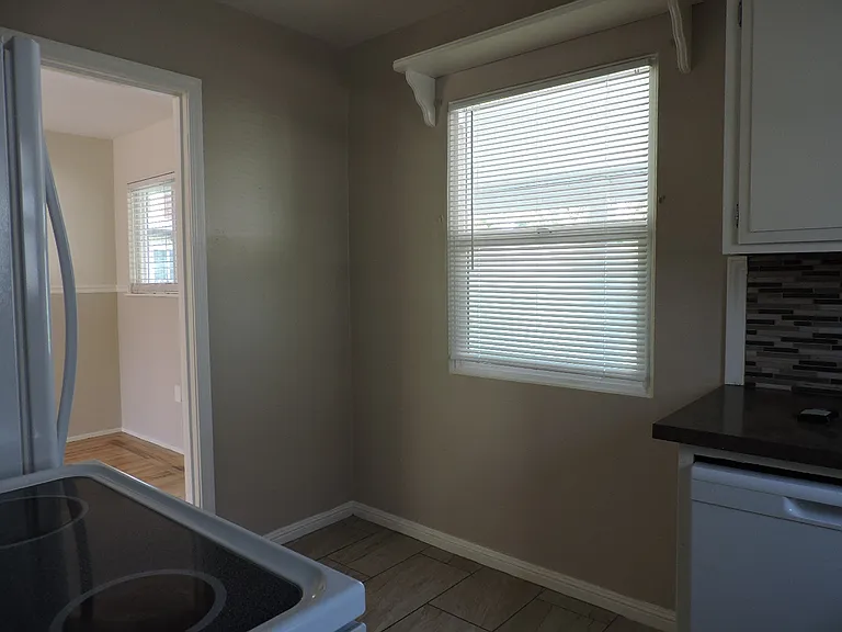 4428 Cabrillo Way — Photo 7