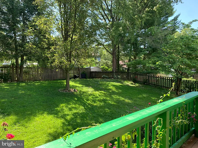 20328 Watkins Meadow Dr — Photo 29