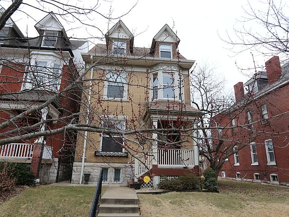 3rd image of 3924 Cleveland Ave