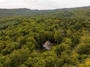 40 Yeaw Rd, East Dover, VT 05341
